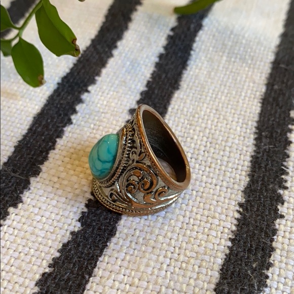 Silver and turquoise boho ring - Picture 3 of 5